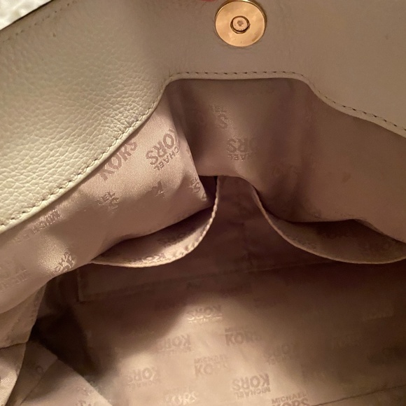 MICHAEL KORS HAMILTON LARGE EAST WEST LEATHER TOTE NAVY BLUE & WHITE - Picture 12 of 13